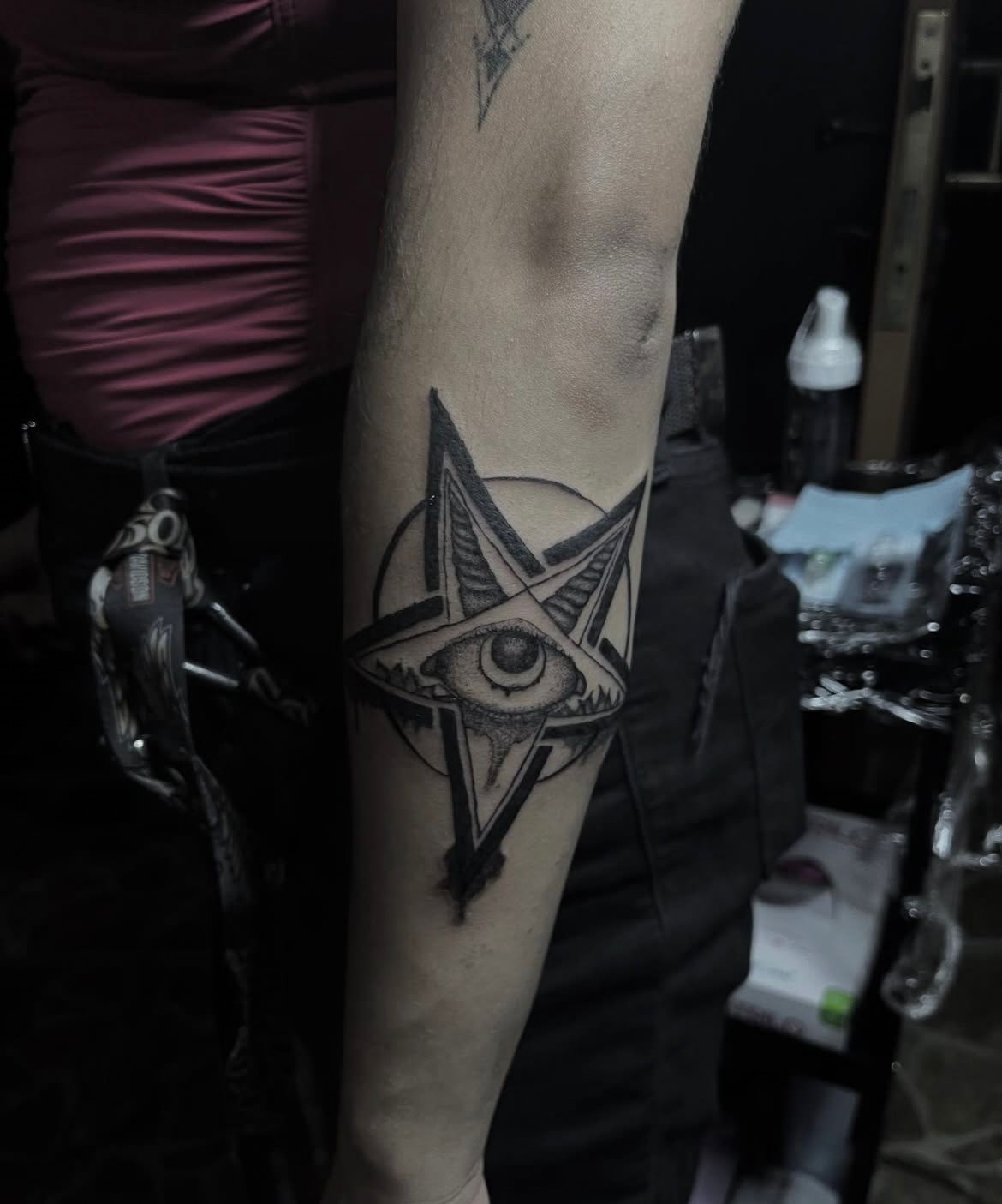 Tatuaje estilo blackwork